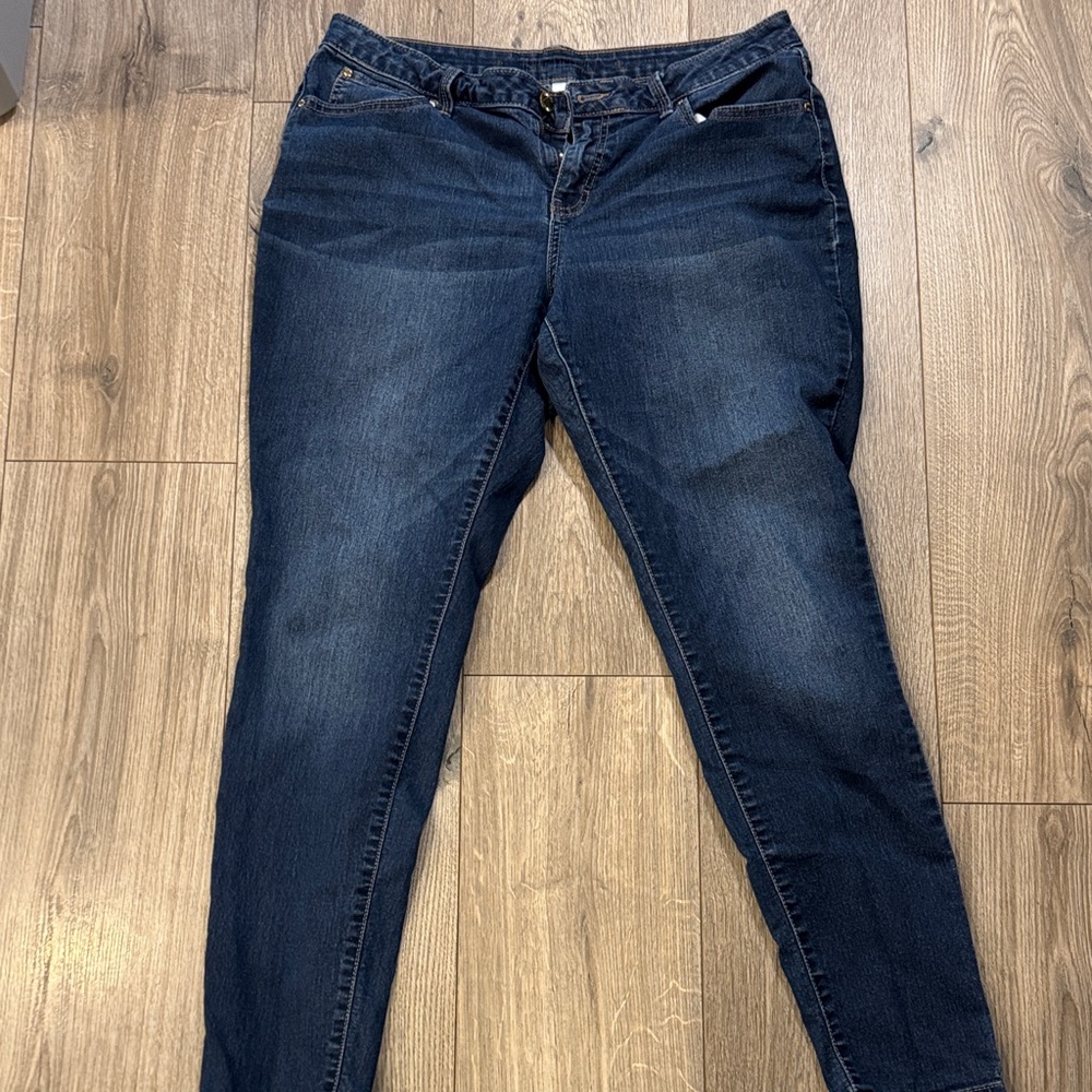 Jennifer Lopez Dark Indigo Skinny Jeans